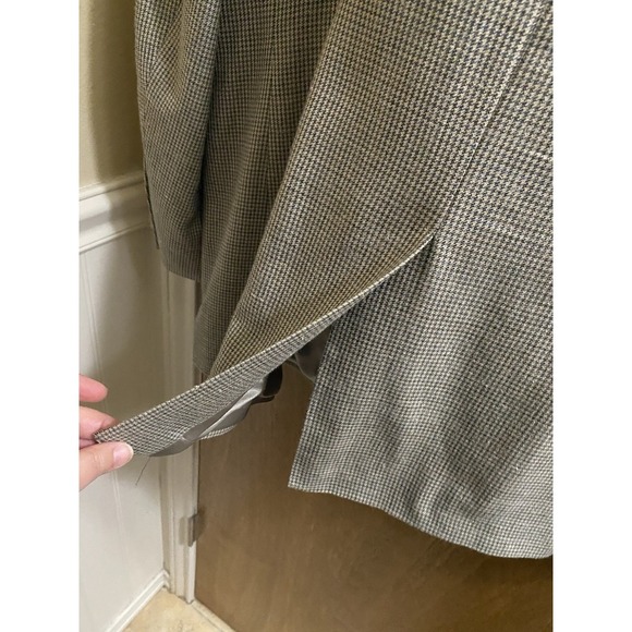 Vintage Alexander Julian Classics Blazer 48R Gray Herringbone Silk Wool Linen - Picture 9 of 16